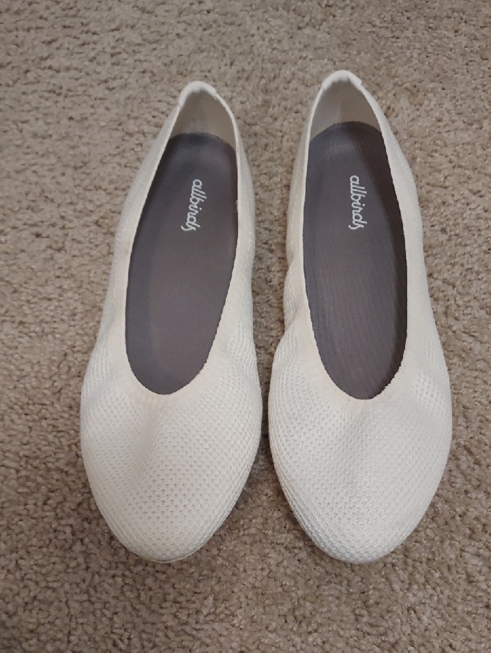 allbirds in white SIZE 7